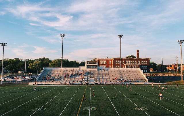 濟(jì)寧學(xué)院附屬高中